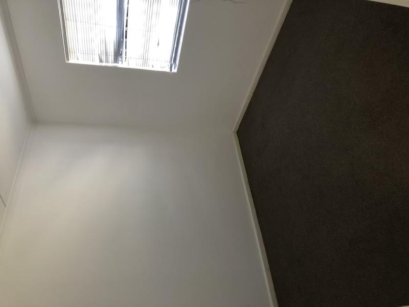 2 Bedroom Property for Sale in Grassy Park Western Cape